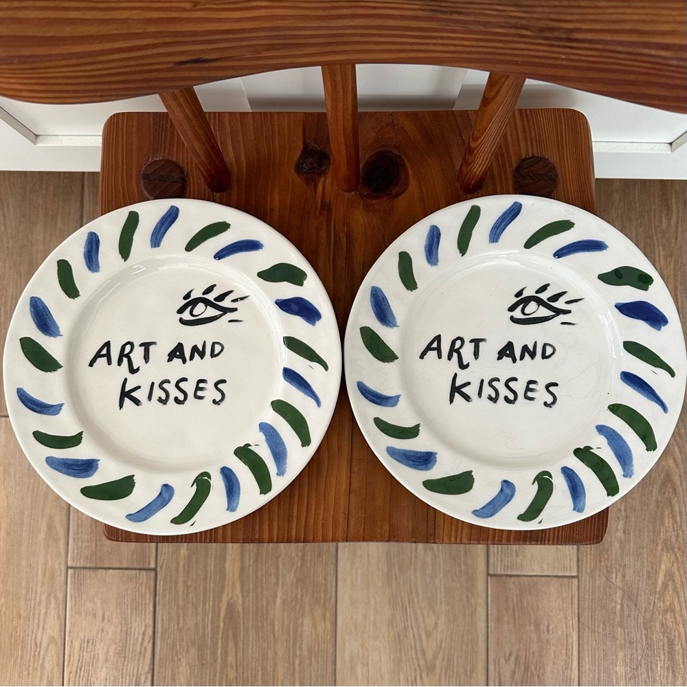 Set of 2 Hotel Magique for Anthropologie Art and Kisses Plate